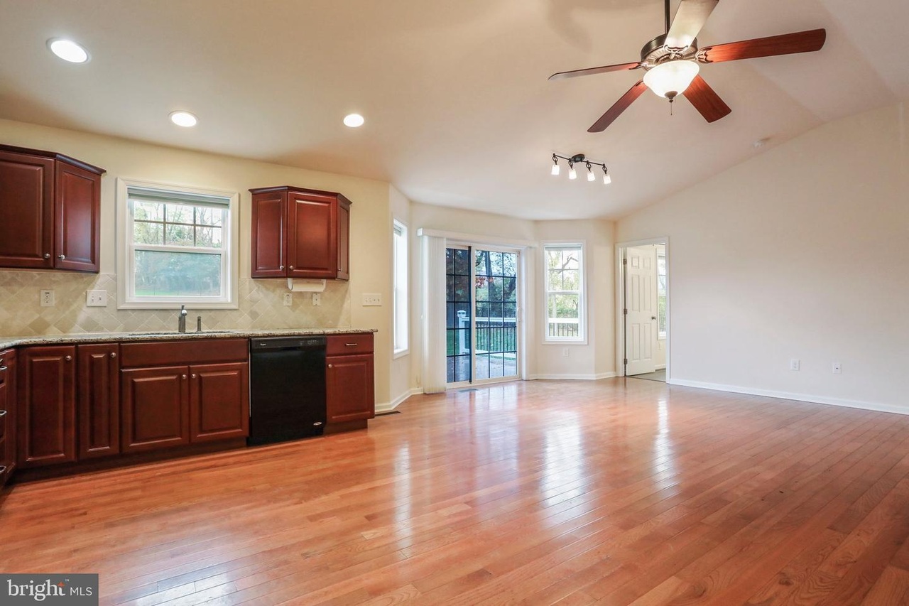 1086 Mountain Shadow W, Fayetteville, PA 17222 MLS PAFL2010446 Redfin