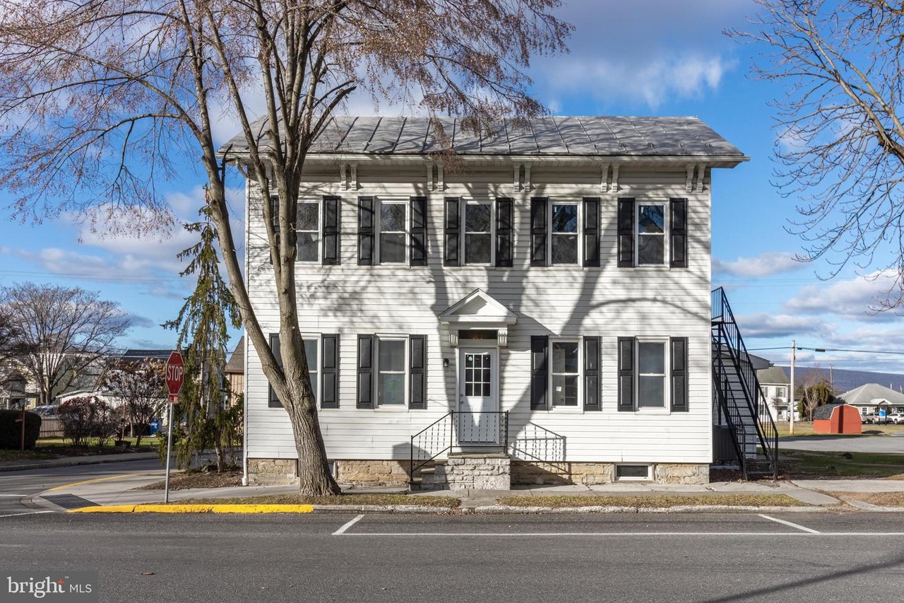 98 Market St, Mifflinburg, PA 17844 MLS PAUN2000476 Redfin