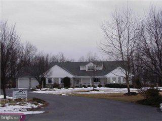 62 Legion Dr, Oley, PA 19547