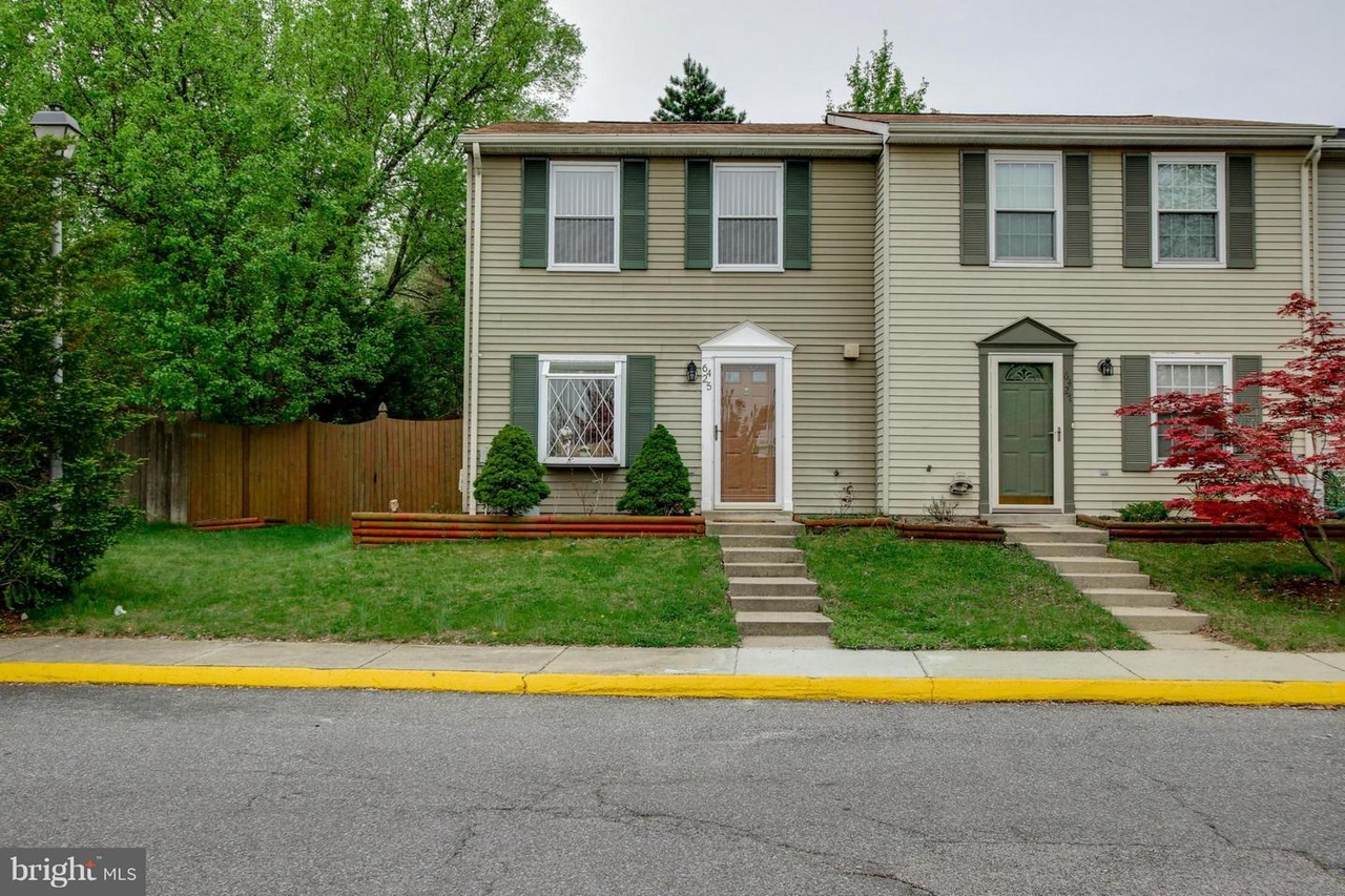 6425 Grafton Garth Ct Glen Burnie Md Mls Redfin 6425 Grafton Garth Ct Glen Burnie Md Mls Redfin