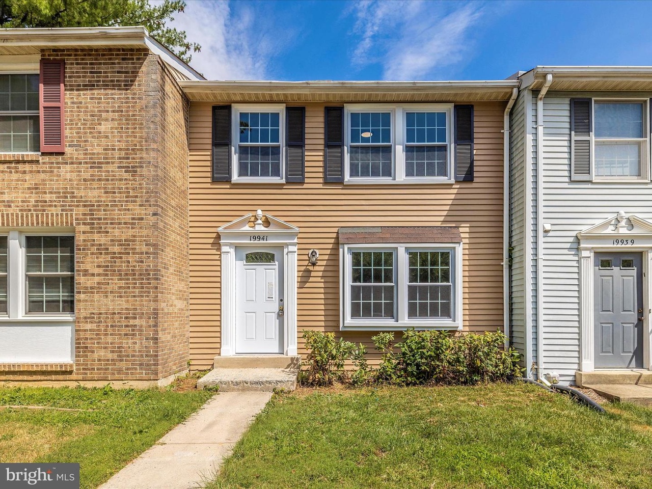 19941 Buhrstone Dr, Gaithersburg, MD 20886 | MLS# MDMC2106488 | Redfin