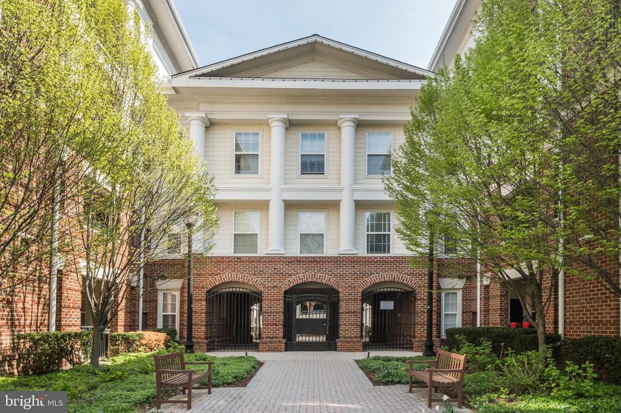 7 Booth St #406, Gaithersburg, MD 20878 | MLS# MDMC655506 | Redfin