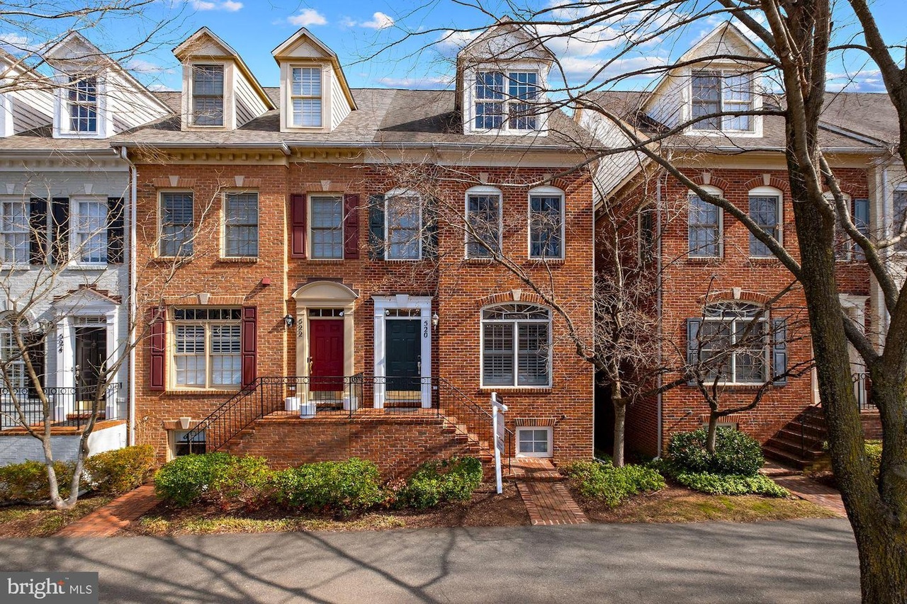 520 Fallsgrove Dr, Rockville, MD 20850 MLS MDMC2040526 Redfin