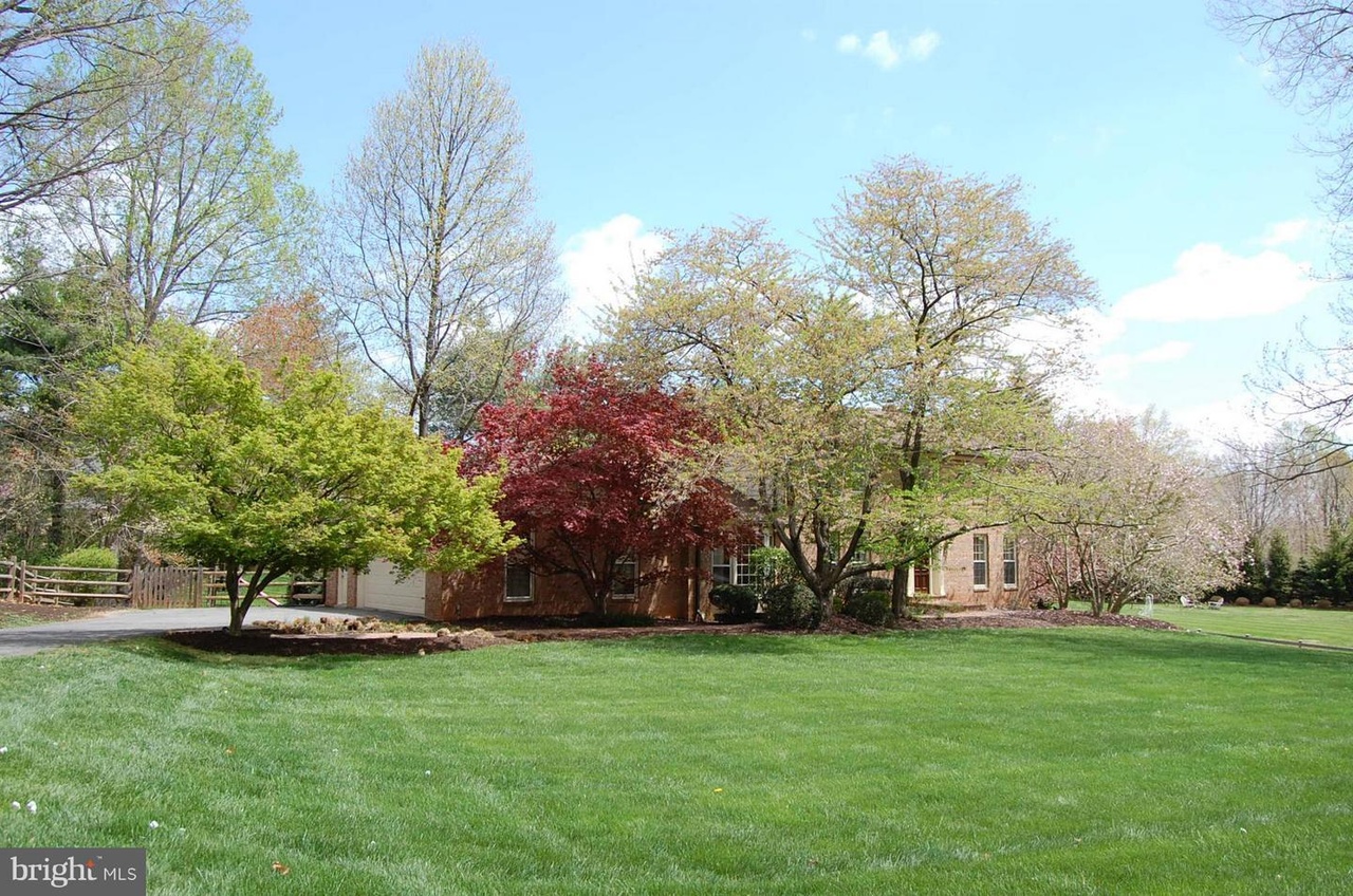 1101 Pensive Ln Great Falls VA 22066 MLS# 1003176534 Redfin 1101 Pensive Ln Great Falls VA 22066 MLS# 1003176534 Redfin