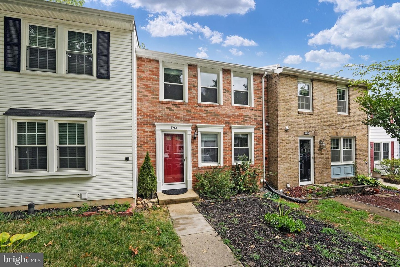 8163 Curving Creek Ct, Springfield, VA 22153 | MLS# VAFX2141540 | Redfin