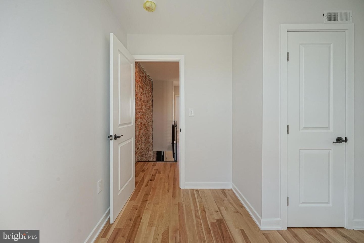 3005 S Colorado St, Philadelphia, PA 19145 | Redfin