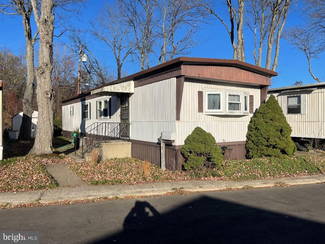 A9 Thomas St, East Windsor, NJ 08520 MLS NJME2024556 Redfin