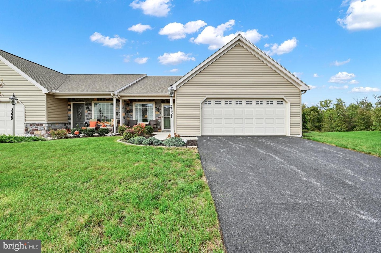 3237 Faire Wynd Pl, Dover, PA 17315 MLS PAYK2049574 Redfin