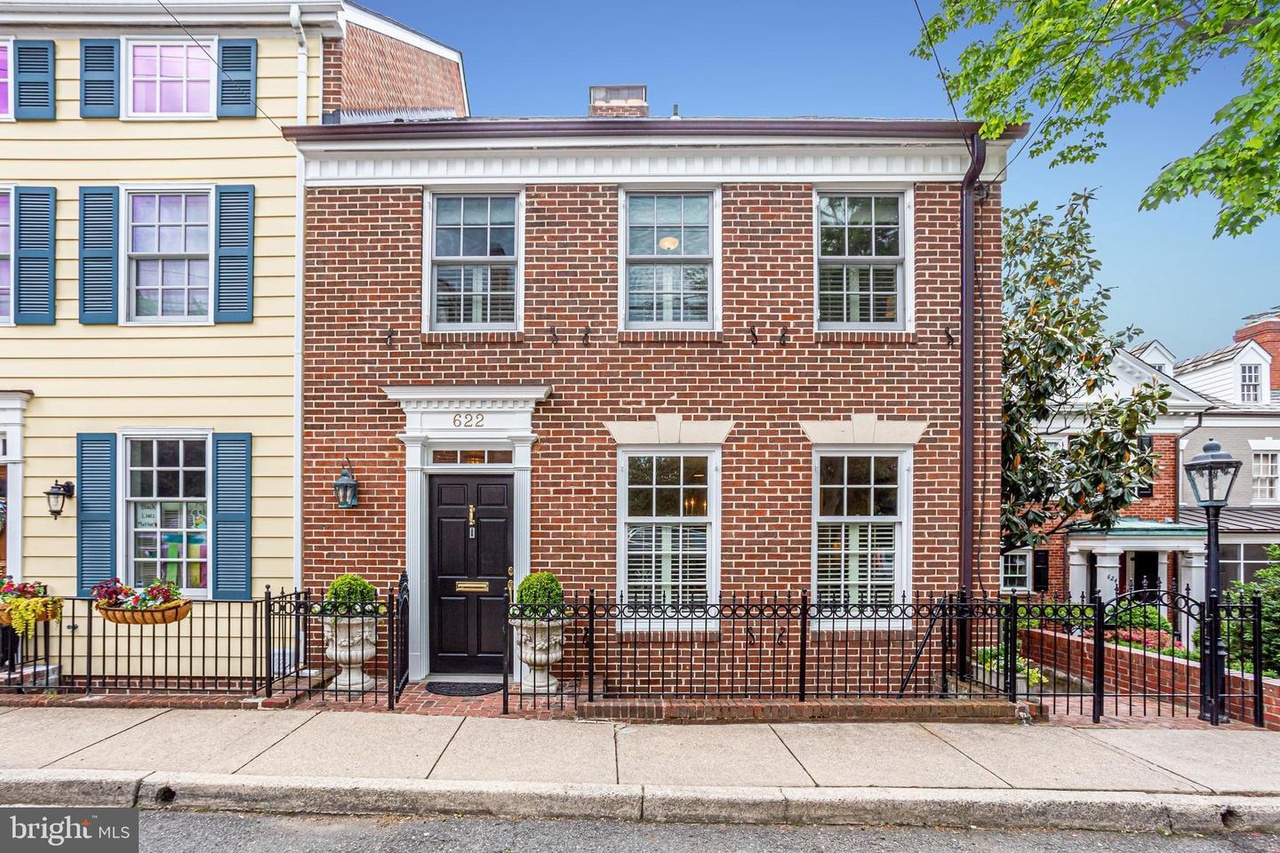 622 S Lee St, Alexandria, VA 22314 | MLS# VAAX259586 | Redfin