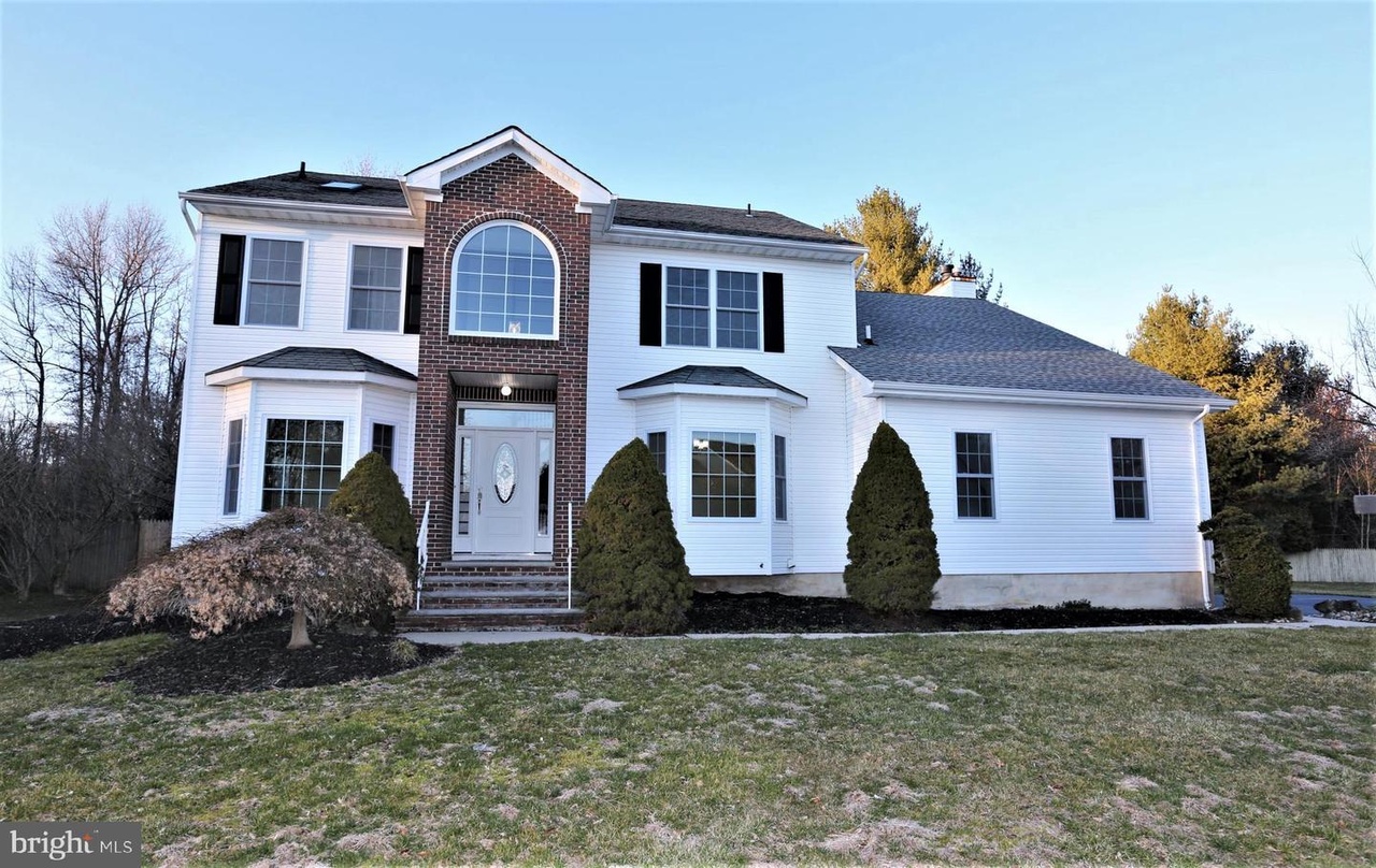 7 Sarah Ct, Monmouth Junction, NJ 08852 MLS NJMX123590 Redfin