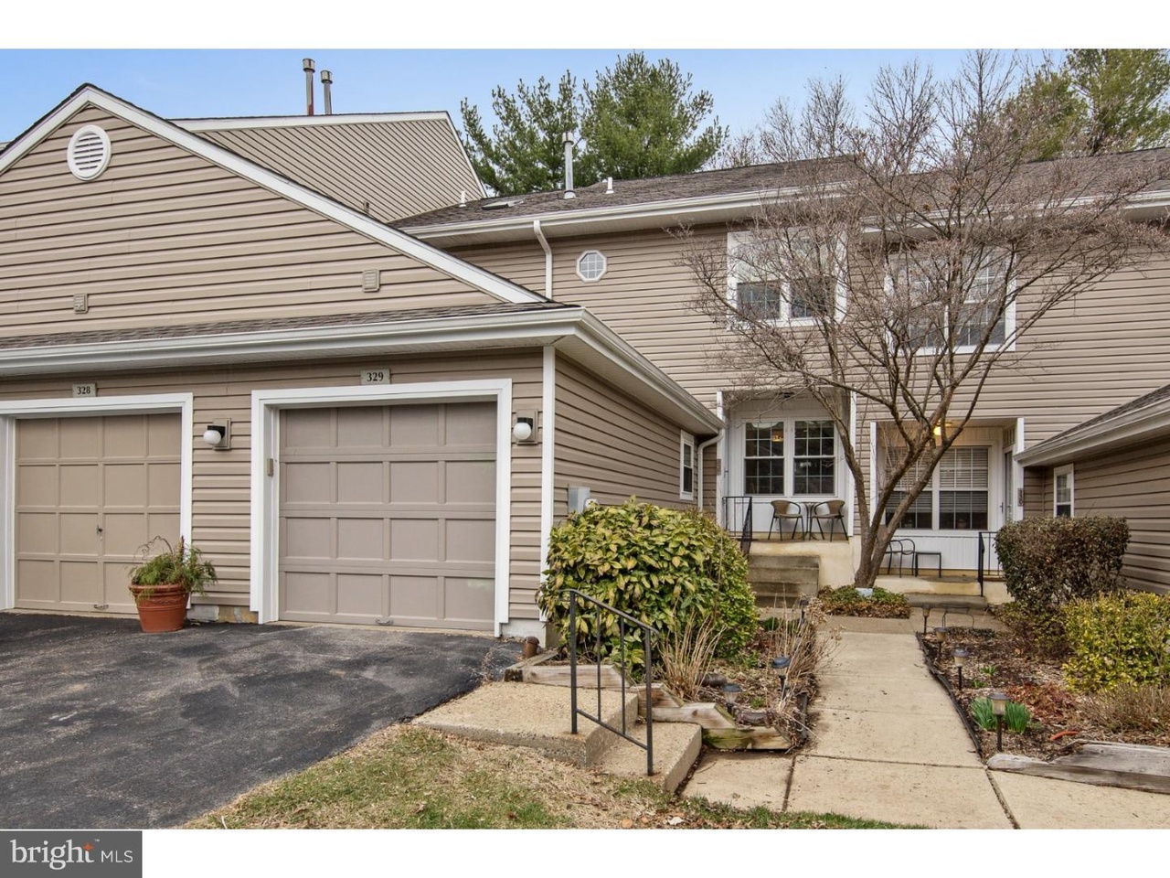329 Danbury Ct, Glen Mills, PA 19342 MLS 1000337594 Redfin