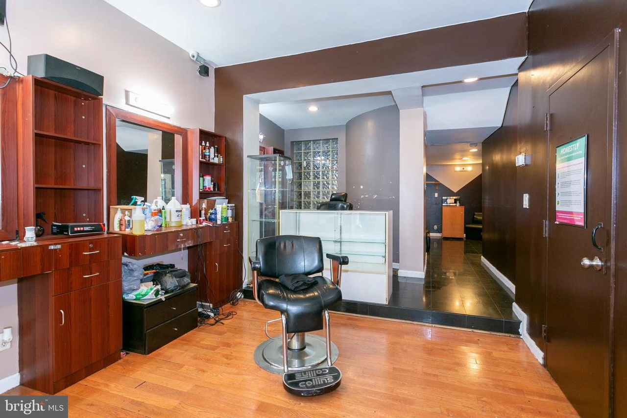 532 S 4th St