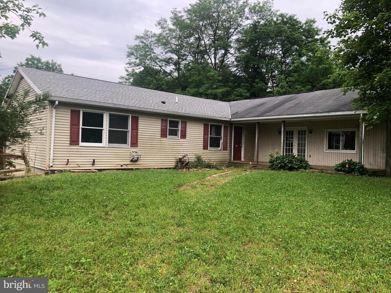 2024 Locust Rd, Spring Grove, PA 17362 MLS PAYK139660 Redfin