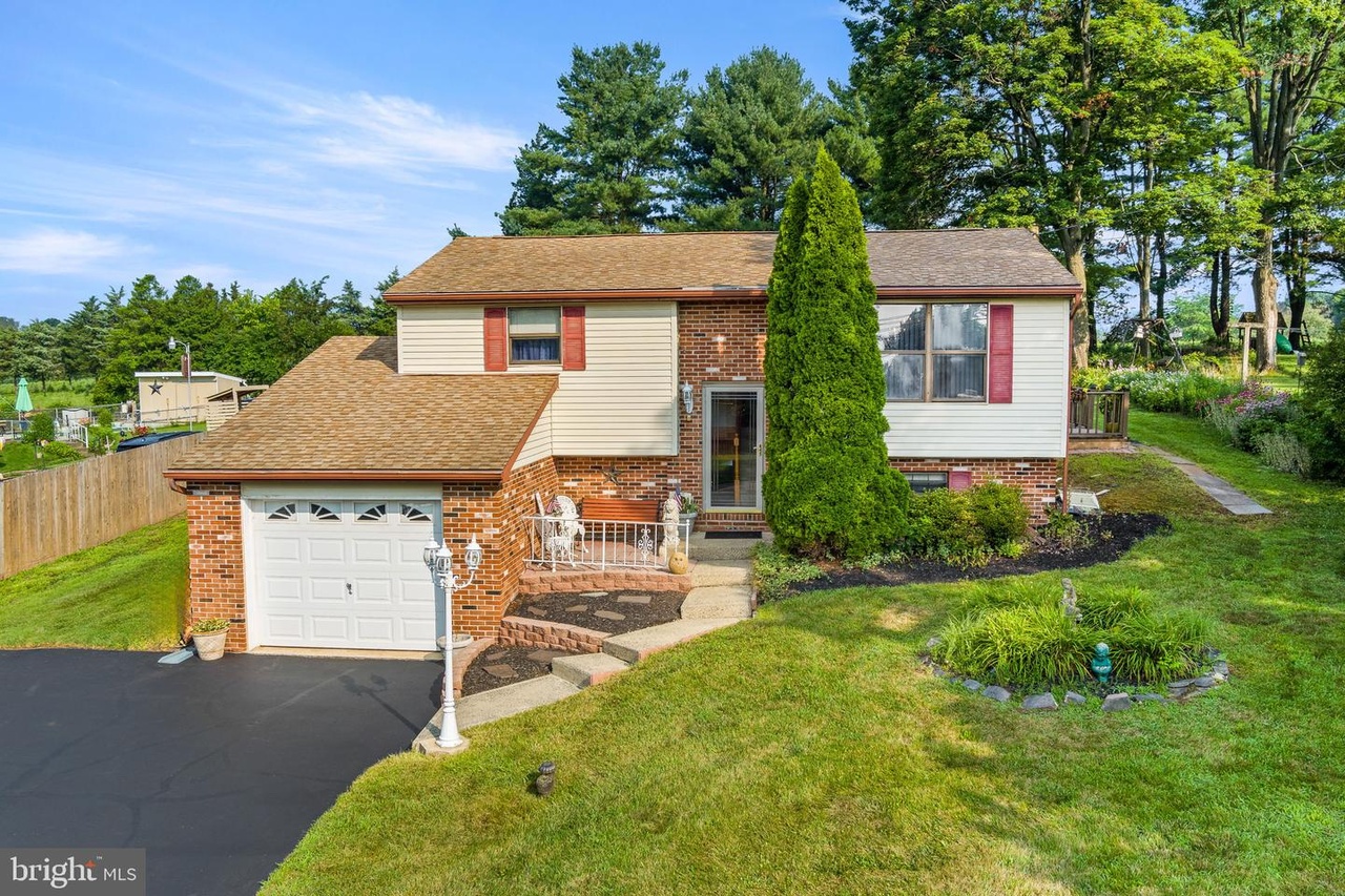 1153 Kepler Rd, Pottstown, PA 19464 | MLS# PAMC2078668 | Redfin