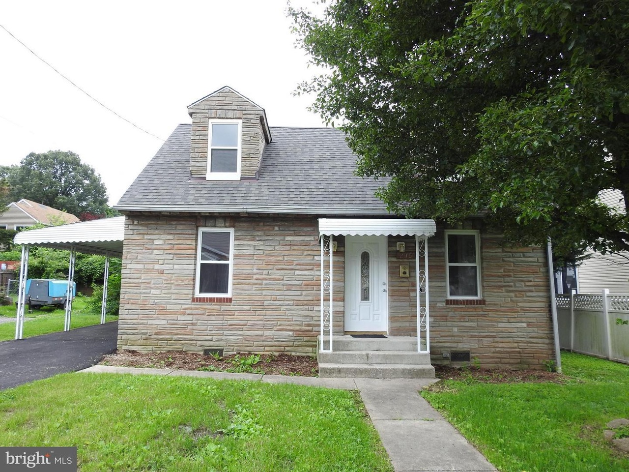 205 Third Ave