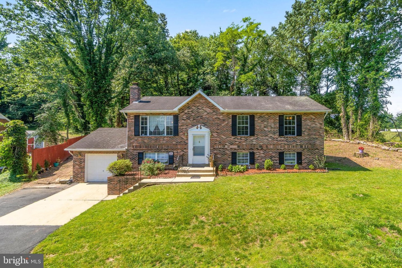 4297 Brinkley Rd, Temple Hills, MD 20748 MLS MDPG2044672 Redfin