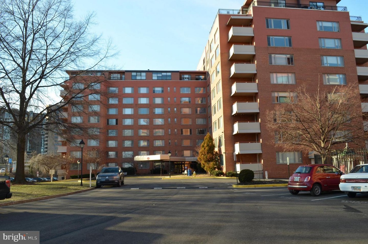 1121 Arlington Blvd #824, Arlington, VA 22209 | MLS# 1001623676 | Redfin