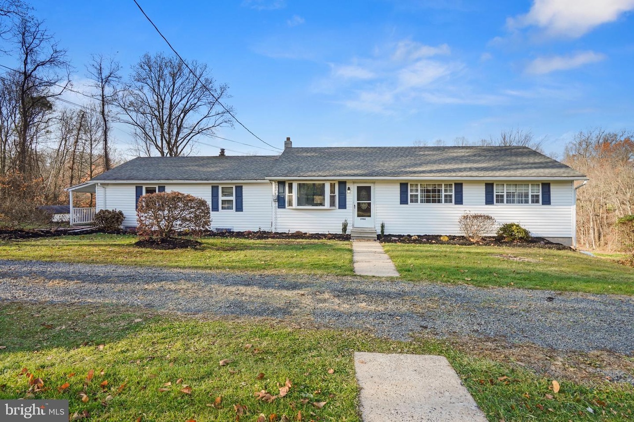 3906 Hay Creek Rd, Birdsboro, PA 19508