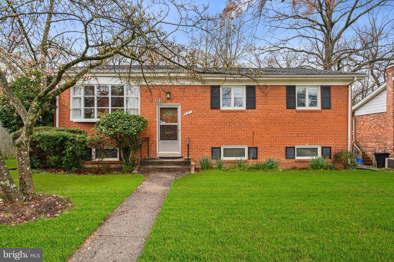 921 Loxford Ter, Silver Spring, MD 20901 | Redfin