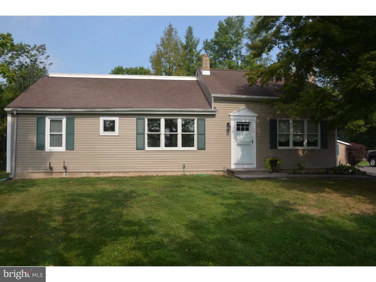 6055 Stump Rd, Plumsteadville, PA 18947 MLS 1002708726 Redfin