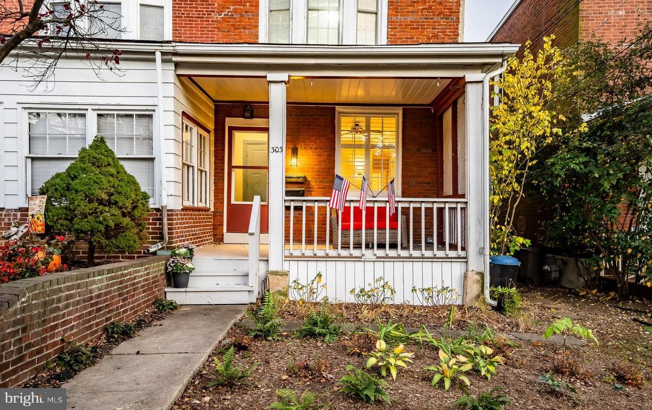 303 S Olive St Media Pa 19063 Mls Pade529728 Redfin