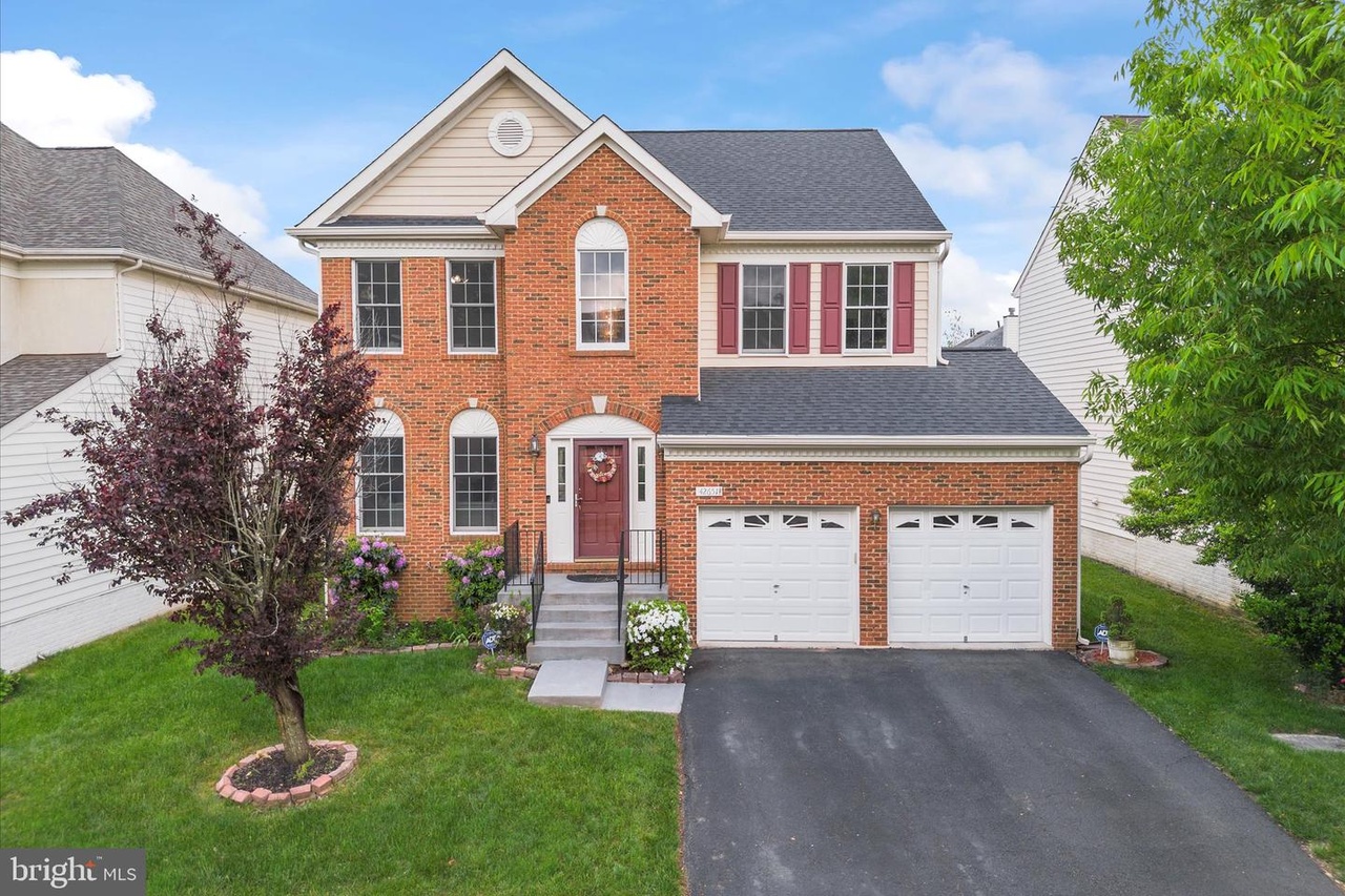 42651 Harris St, South Riding, VA 20152 MLS VALO2070734 Redfin