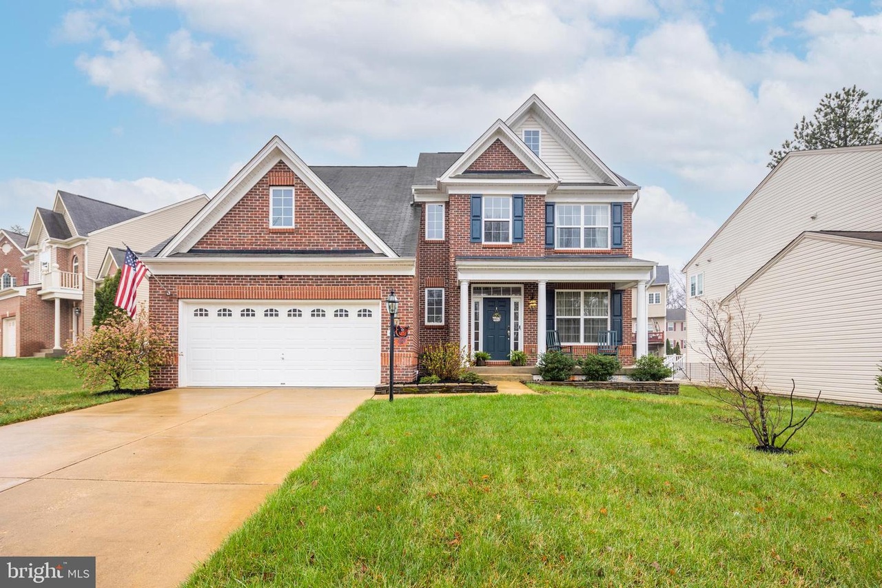 Garage Shape 9’6•23•2’ 1/3 6944 Heritage Xing, Glen Burnie, MD 21060 | Redfin