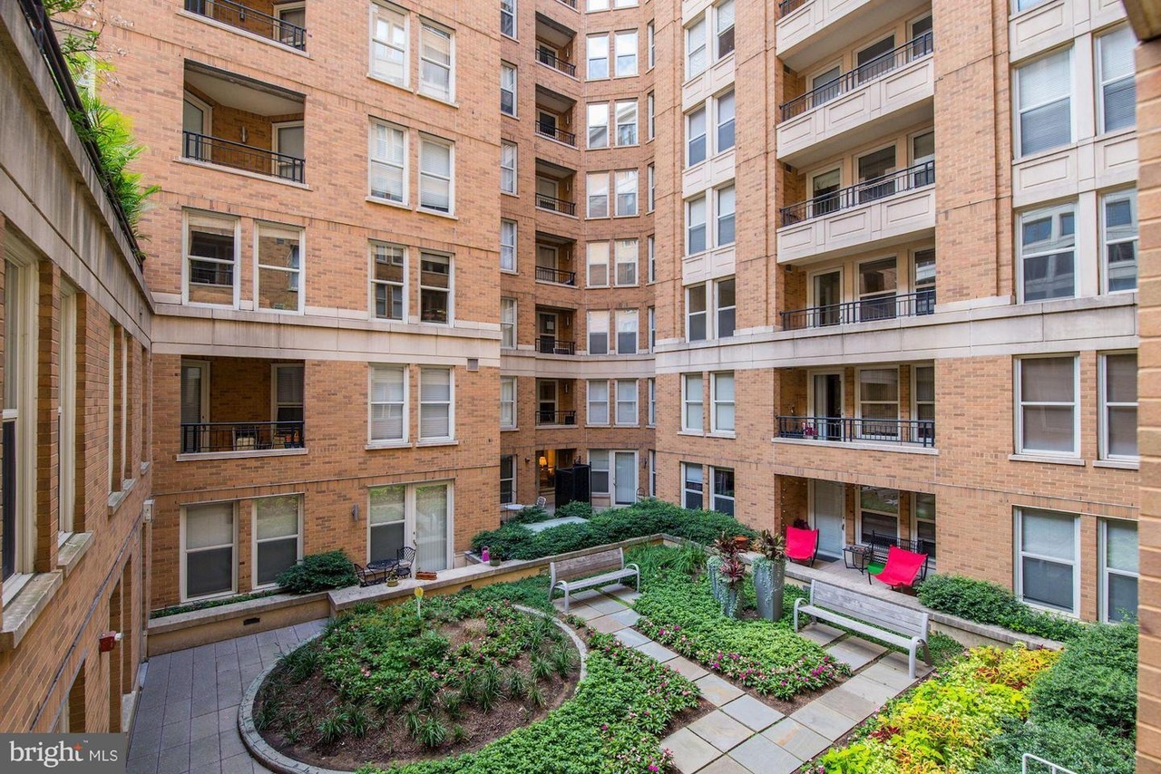 915 E St NW 1011, Washington, DC 20004 MLS 1002114756 Redfin