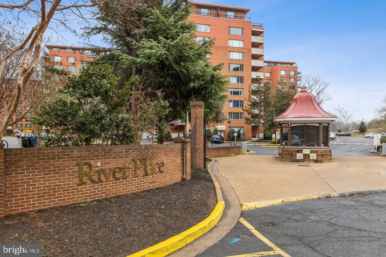 1021 Arlington Blvd #621, Arlington, VA 22209 | Redfin