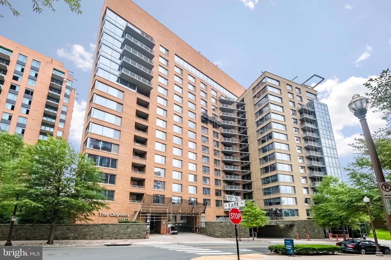 2001 15th St N #604, Arlington, VA 22201 | MLS# VAAR165770 ...