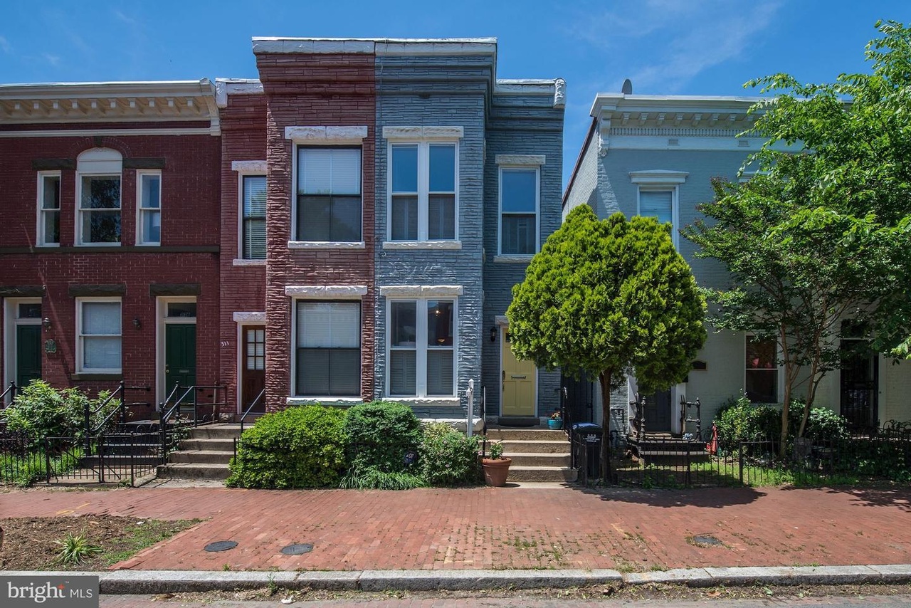 309 11th St SE, Washington, DC 20003 | MLS# DCDC426778 | Redfin