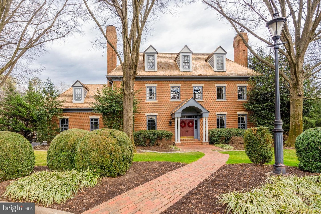 1323 Ballantrae Farm, Mclean, VA 22101 | MLS# VAFX2035806 | Redfin