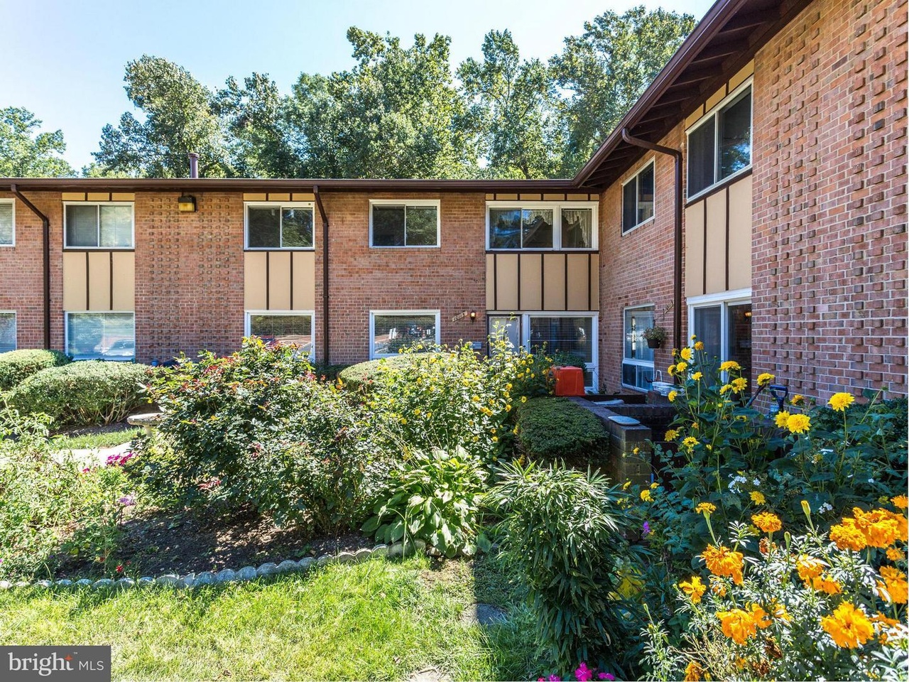 10115 Mosby Woods Dr Fairfax VA 22030 Redfin 10115 Mosby Woods Dr Fairfax VA 22030 Redfin