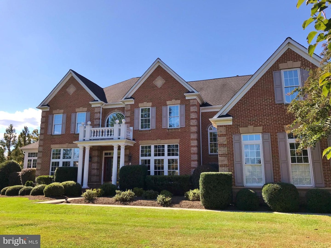 9912 Rosewood Hill Cir, Vienna, VA 22182 MLS VAFX1175820 Redfin