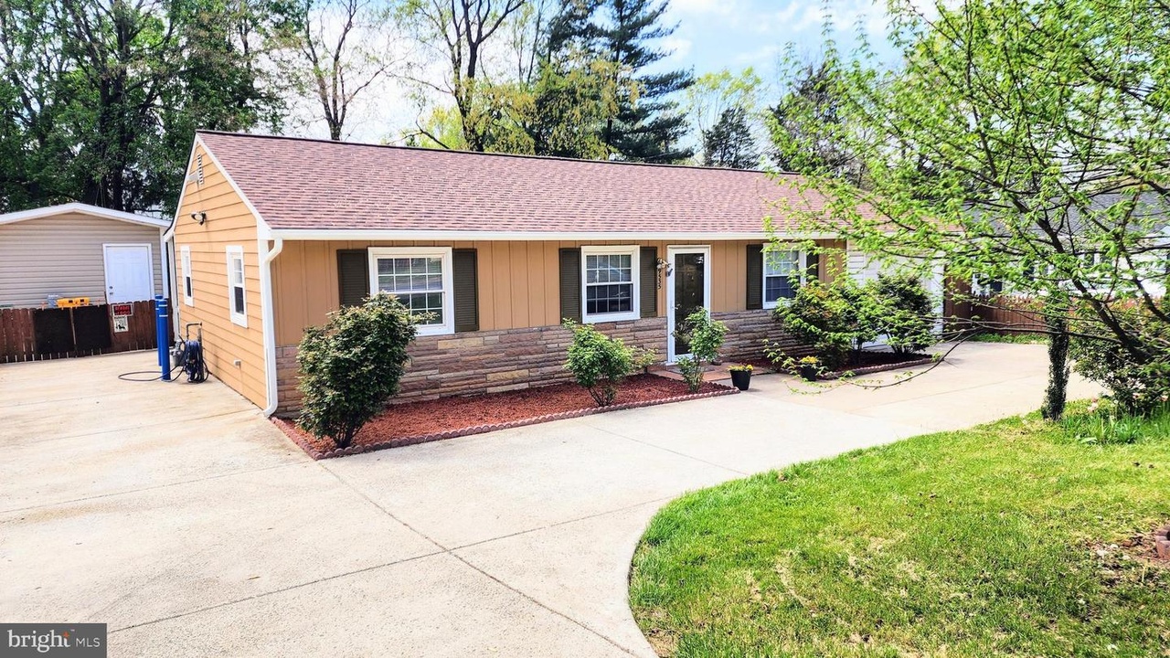 9535 Lomond Dr, Manassas, VA 20109 | Redfin