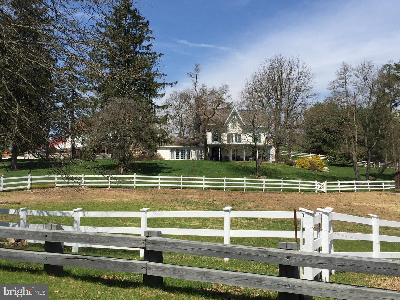 homes for sale horseshoe trail chester springs pa