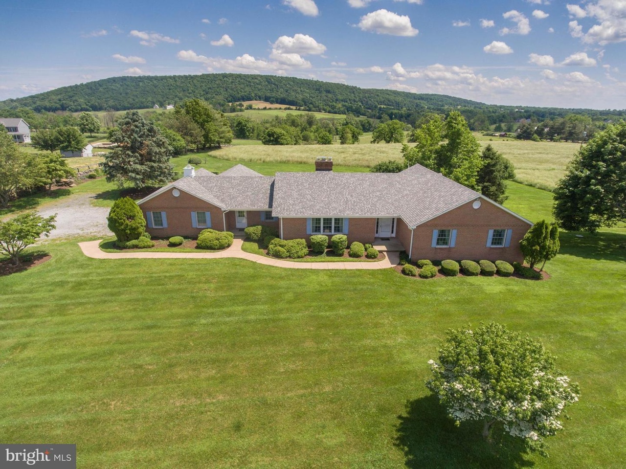 14908 Cider Mill Rd, Purcellville, VA 20132 | MLS# VALO384860 | Redfin