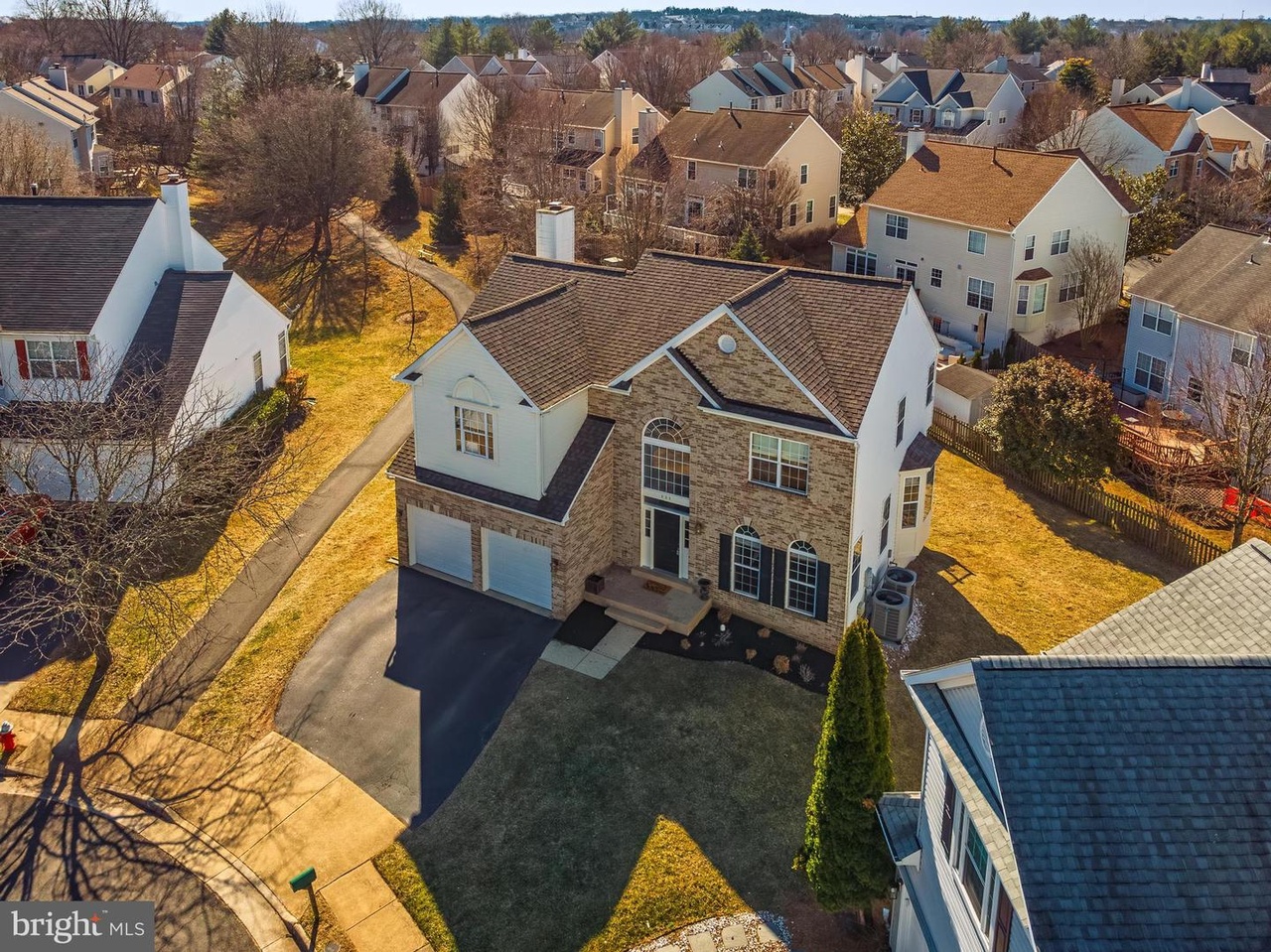 111 Stone Ct NE, Leesburg, VA 20176
