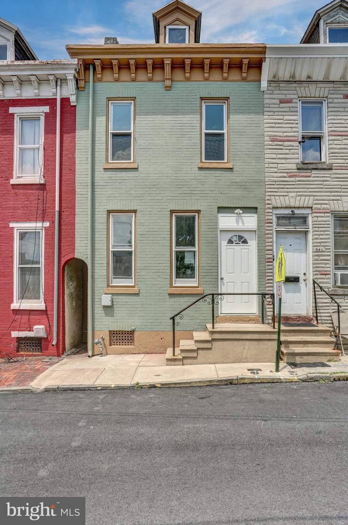939 Court St Reading PA 19601 Redfin 939 Court St Reading PA 19601 Redfin