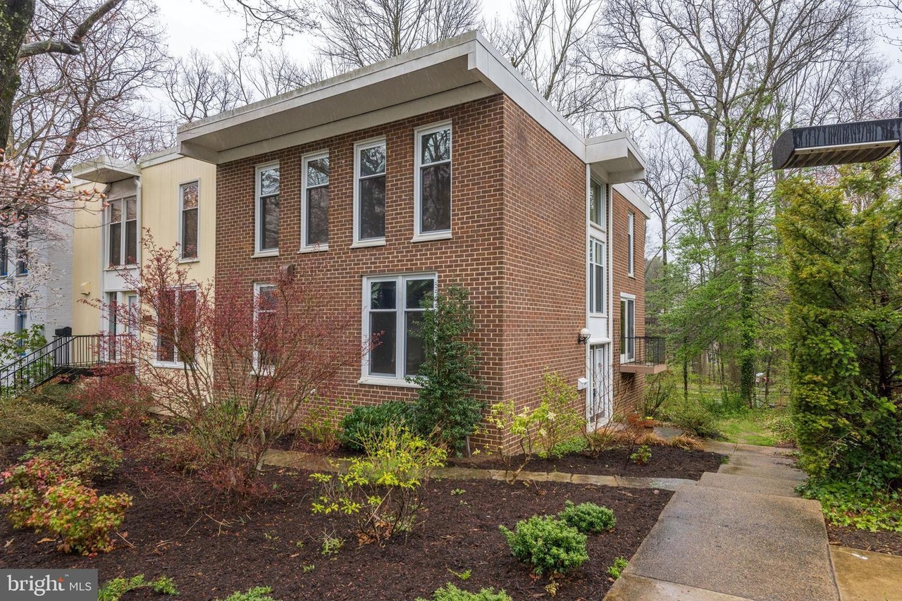 1634 Wainwright Dr, Reston, VA 20190 MLS VAFX1050916 Redfin