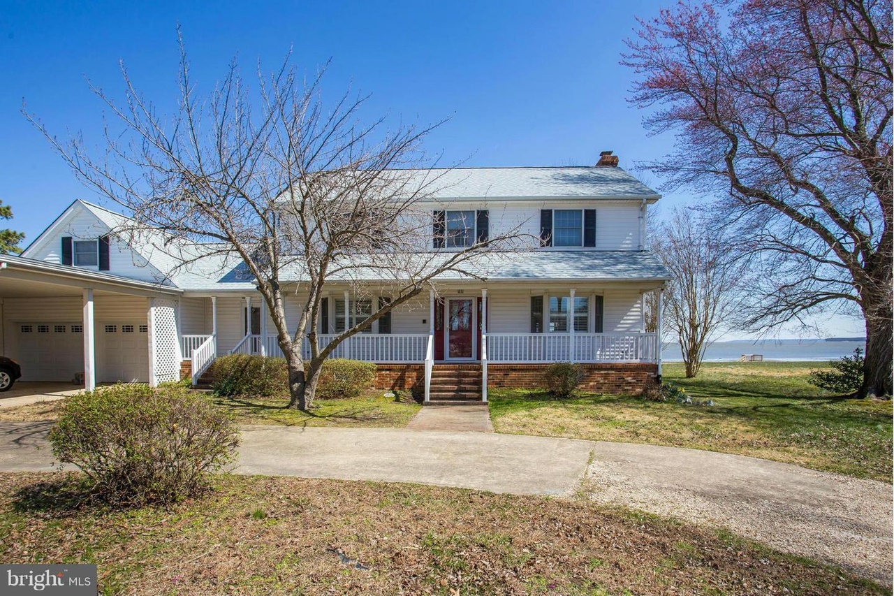 4 Shore Dr, Colonial Beach, VA 22443 MLS 1000408935 Redfin