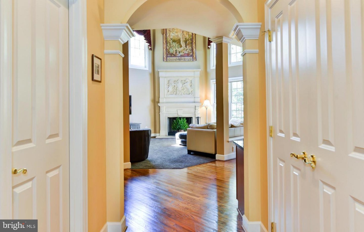 1462 Carrington Ridge Ln, Vienna, VA 22182 MLS 1003714941 Redfin