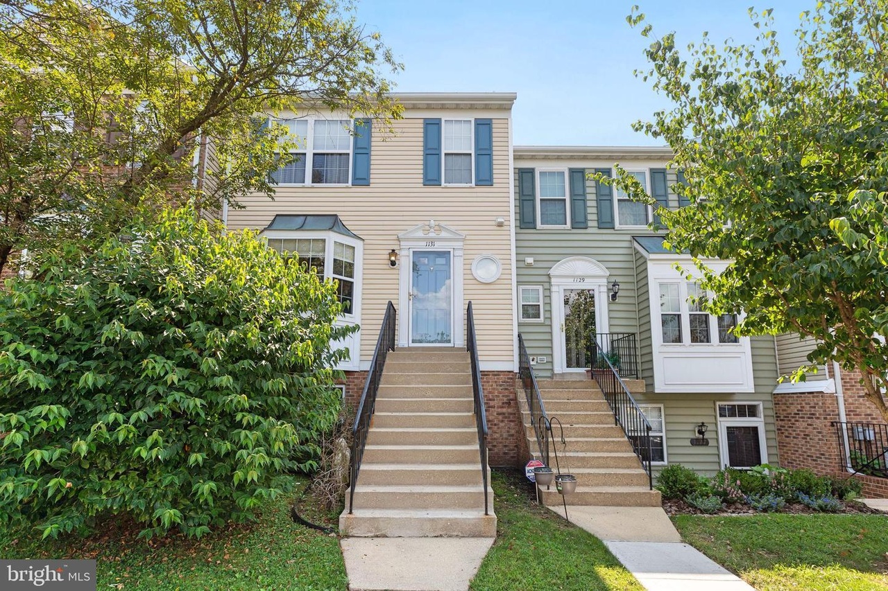 1131 Simsbury Ct, Crofton, MD 21114 | MLS# MDAA443960 | Redfin
