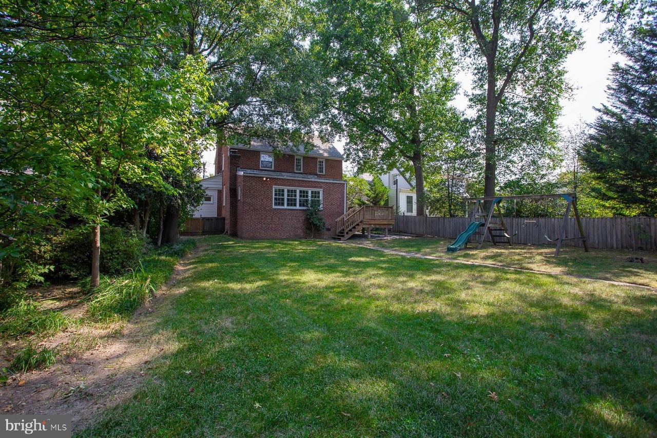 6406 40th Ave, University Park, MD 20782 | MLS# MDPG2089988 | Redfin