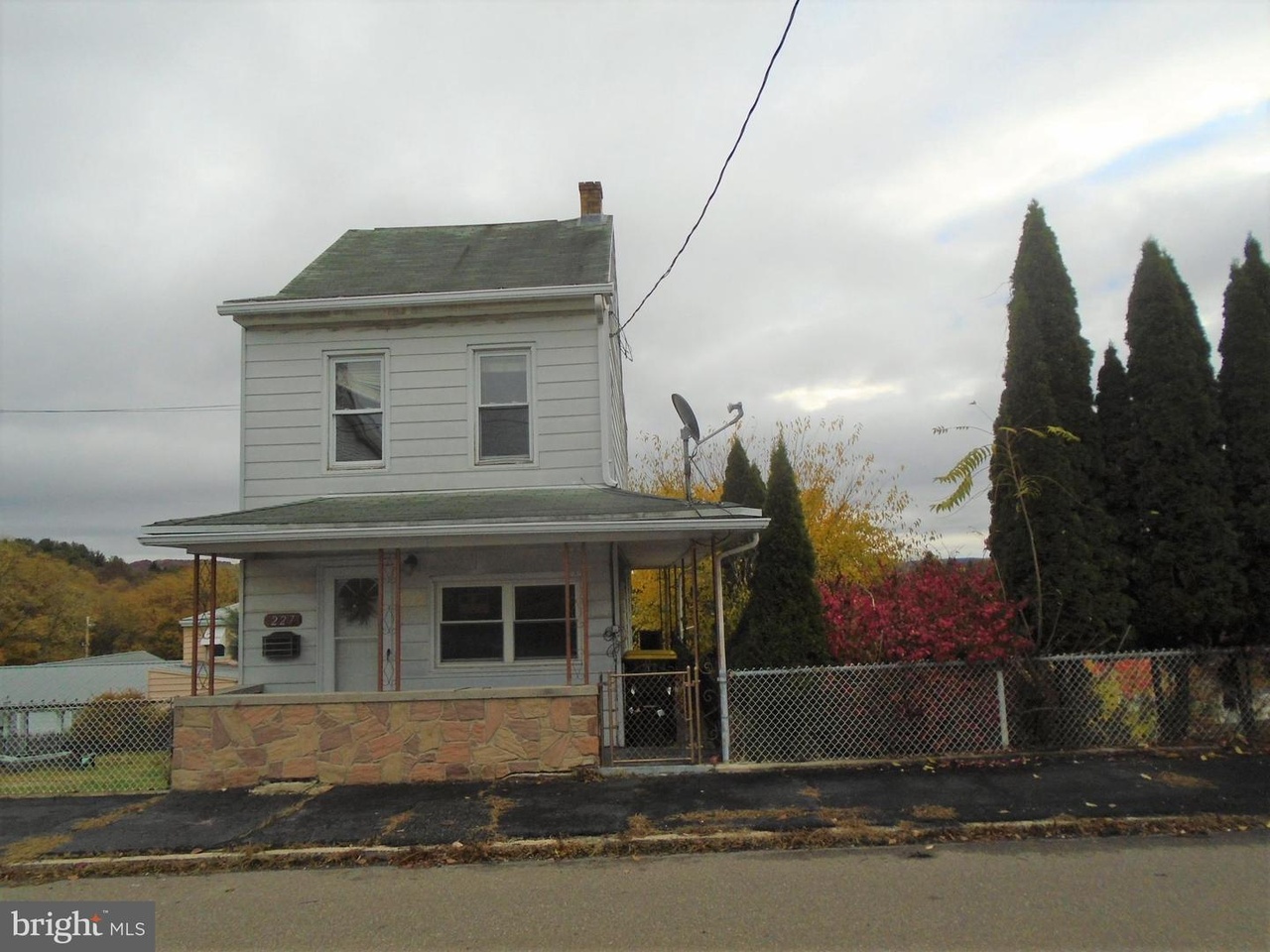 227 Arnot St, Saint Clair, PA 17970