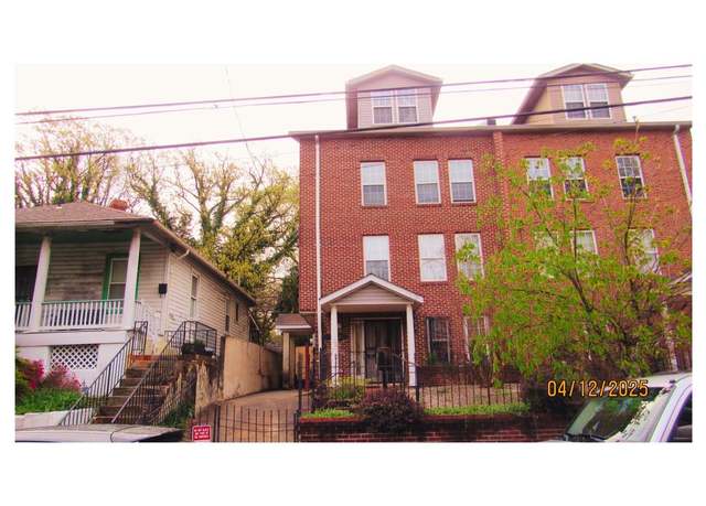 Property at 225 56th Pl NE, Washington, DC 20019, 8 beds, 5.5 baths