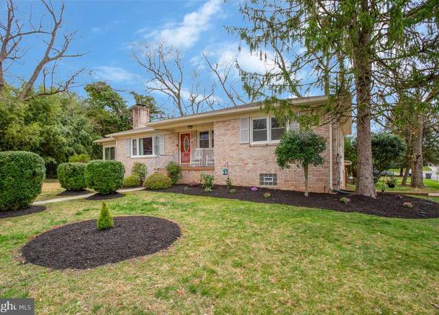 Property at 7105 Pony Trail Ln, Hyattsville, MD 20782, 4 beds, 3 baths