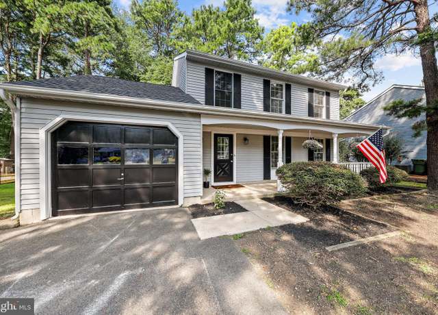 Property at 37 Masters Cir, Marlton, NJ 08053, 3 beds, 2.5 baths