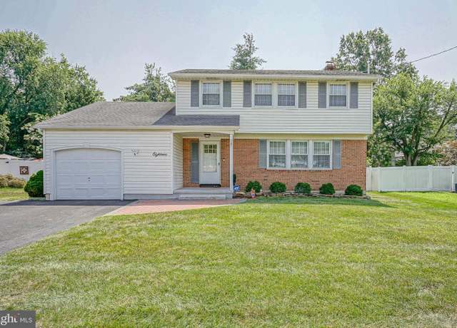 Property at 18 Wheelwright Ln, Cherry Hill, NJ 08003, 4 beds, 2 baths