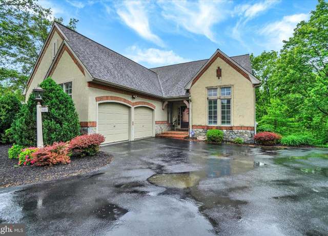 Property at 5028 Amelias Path W, Mechanicsburg, PA 17050, 3 beds, 3 baths